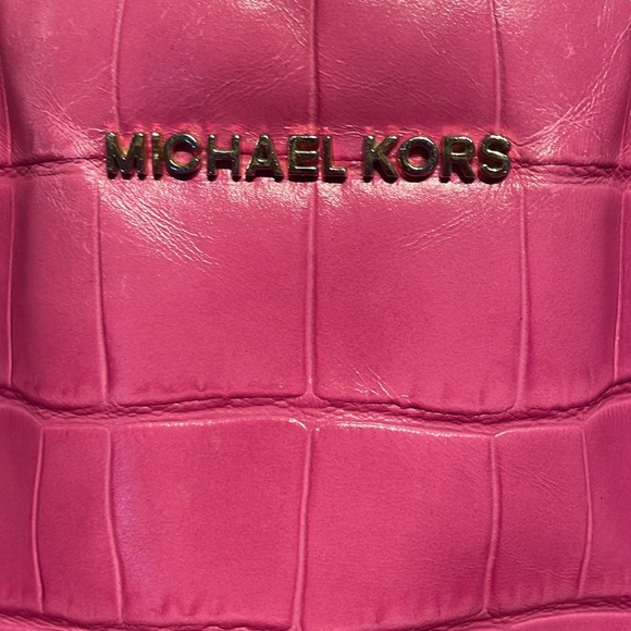 Michael Kors Dillon Croc Embossed Satchel Convertible Bag EUC MSRP $599 - Picture 2 of 16